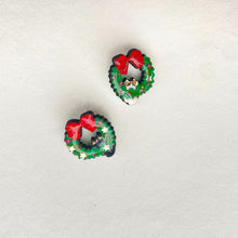 Carica l&#39;immagine nel visualizzatore di Gallery, Orecchini di legno fatti a mano - Natale
