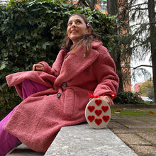Carica l&#39;immagine nel visualizzatore di Gallery, Borsa di legno artigianale fatta a mano - I Love Love Love you
