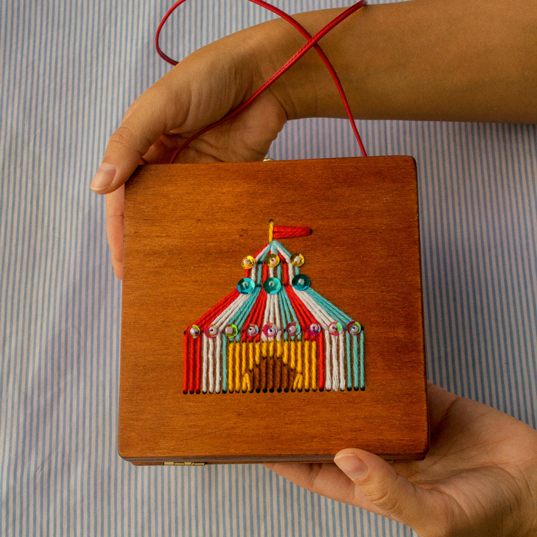 spisidda design borsa di legno artigianale tendone