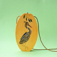 Carica l&#39;immagine nel visualizzatore di Gallery, spisidda design borsa di legno artigianale fatta a mano airone
