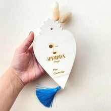 Carica l&#39;immagine nel visualizzatore di Gallery, Quadretto Cuore sacro  Camellia
